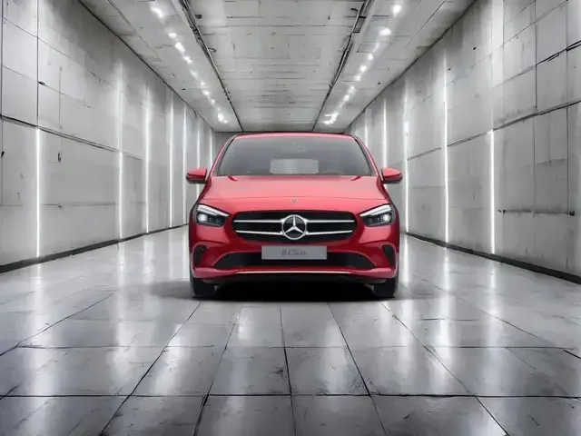 Mercedes-Benz B 180
