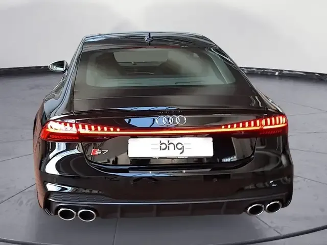 Audi S7