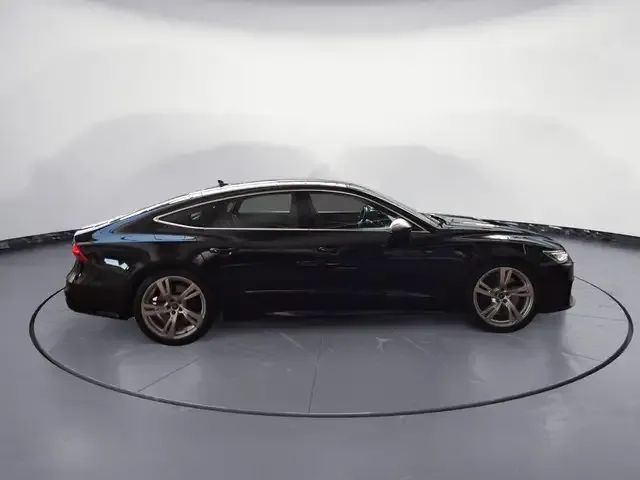 Audi S7
