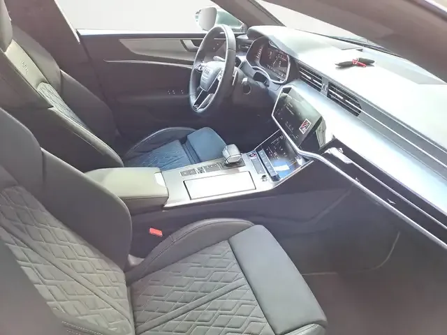 Audi S7