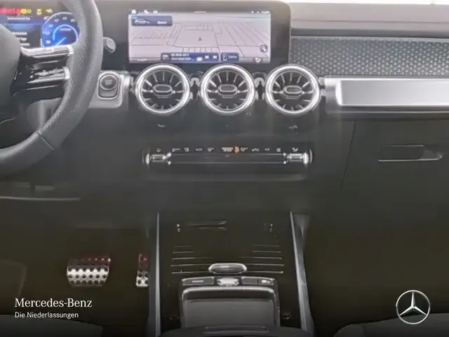 Mercedes-Benz EQB 300