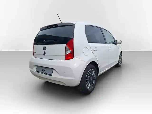 SEAT Mii