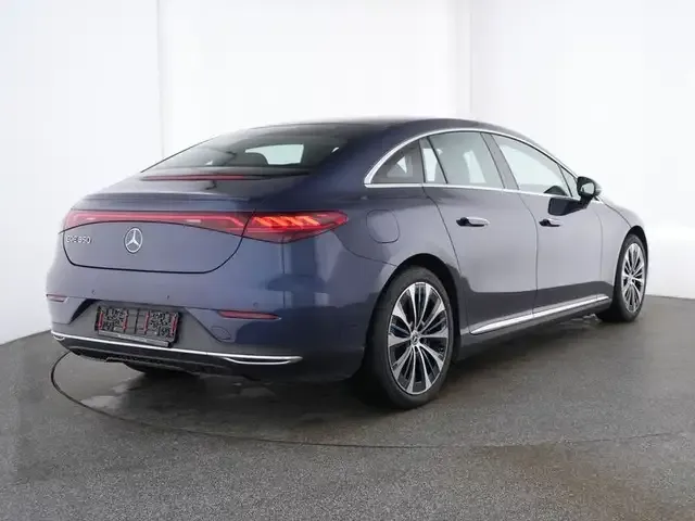 Mercedes-Benz EQE 350