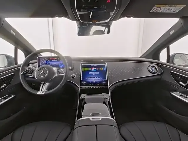 Mercedes-Benz EQE 350