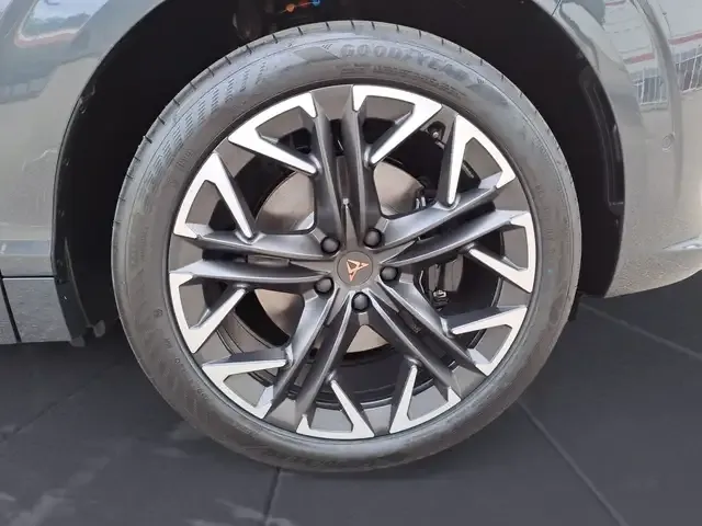 CUPRA Terramar