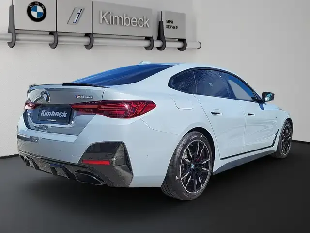 BMW 440