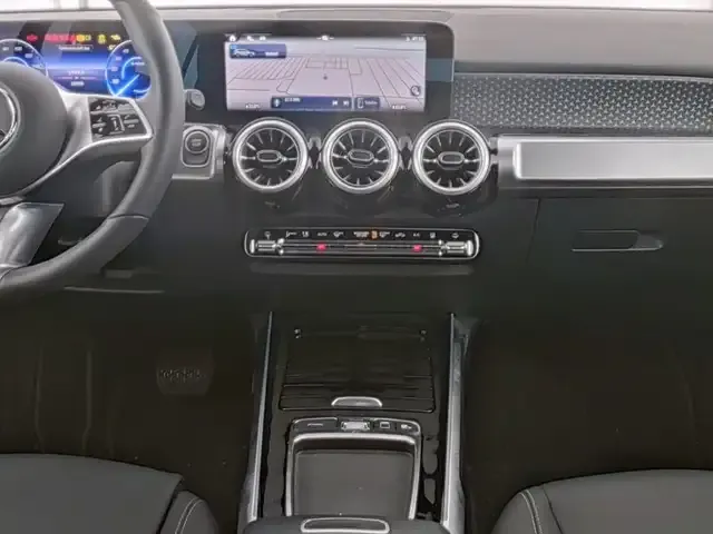 Mercedes-Benz EQB 350