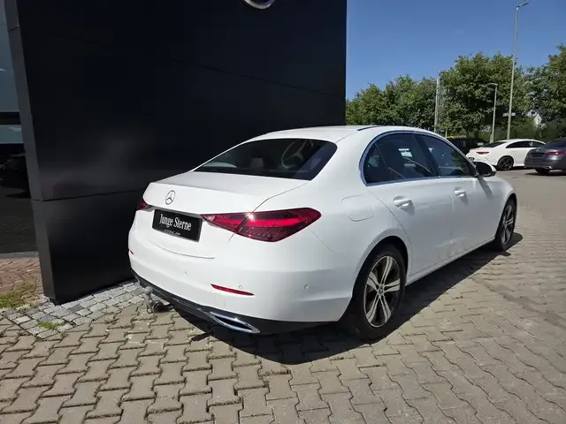 Mercedes-Benz C 180