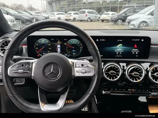 Mercedes-Benz CLA 250