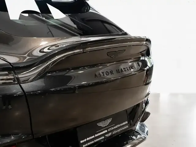 Aston Martin DBX