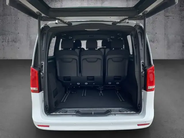Mercedes-Benz V 250