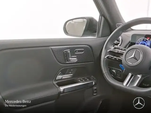 Mercedes-Benz EQB 250