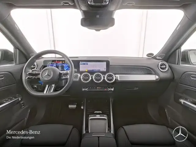 Mercedes-Benz EQB 250