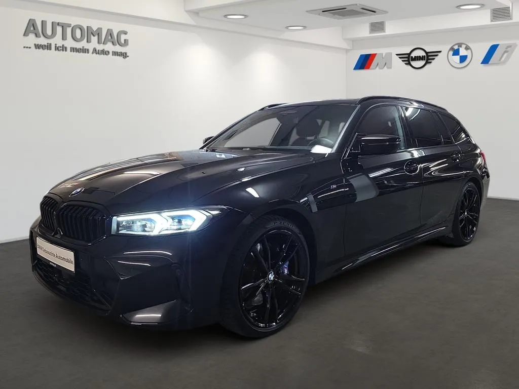 BMW 330