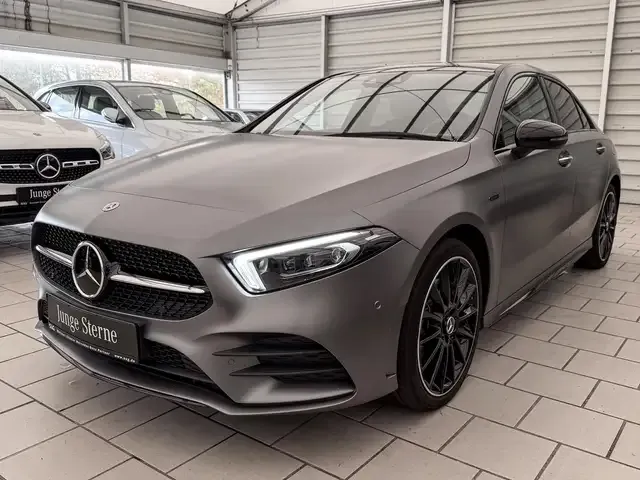 Mercedes-Benz A 250