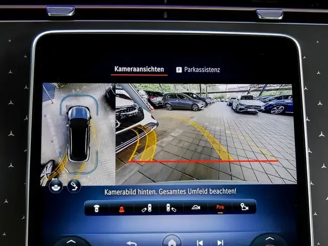 Mercedes-Benz EQS SUV