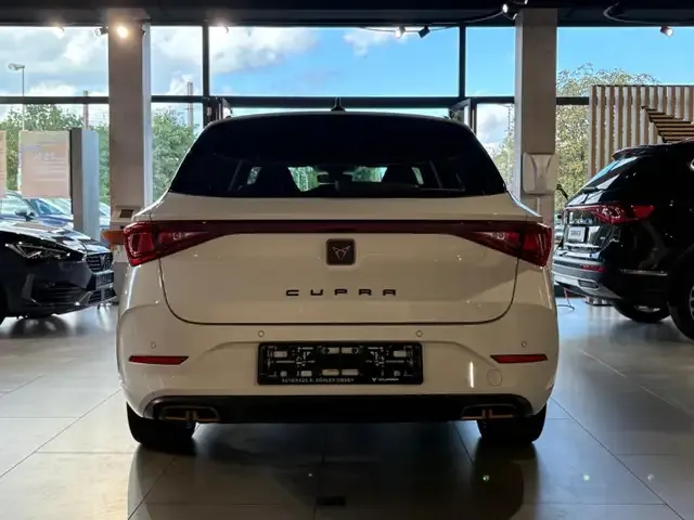 CUPRA Leon