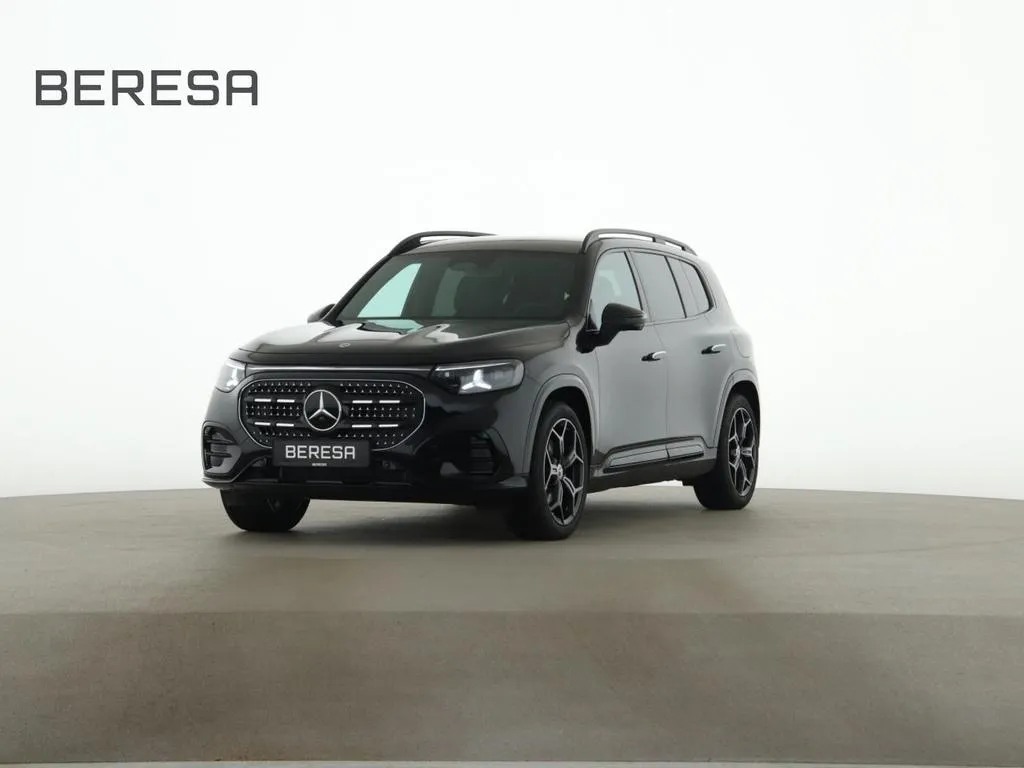 Mercedes-Benz GLB 220