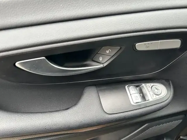 Mercedes-Benz EQV 300