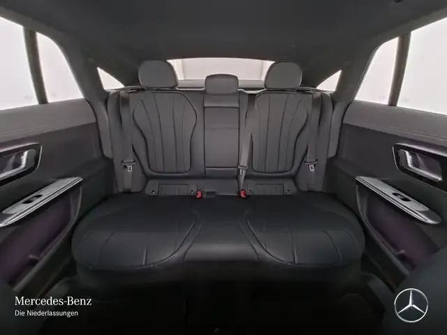 Mercedes-Benz EQE 300