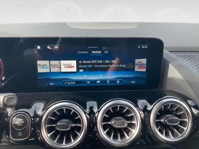 Mercedes-Benz GLA 180