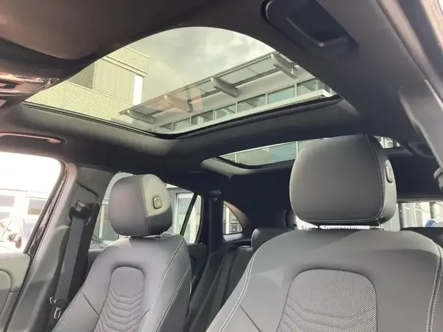 Mercedes-Benz GLA 180