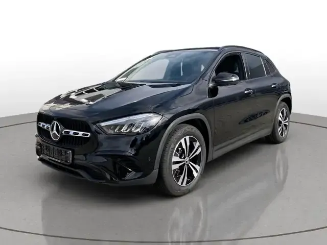 Mercedes-Benz GLA 180