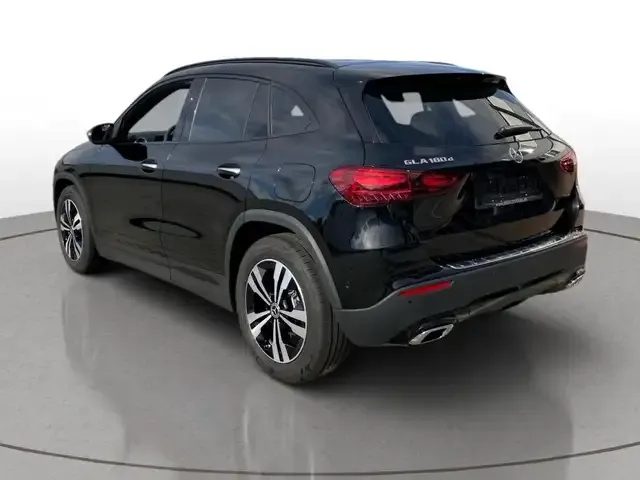 Mercedes-Benz GLA 180