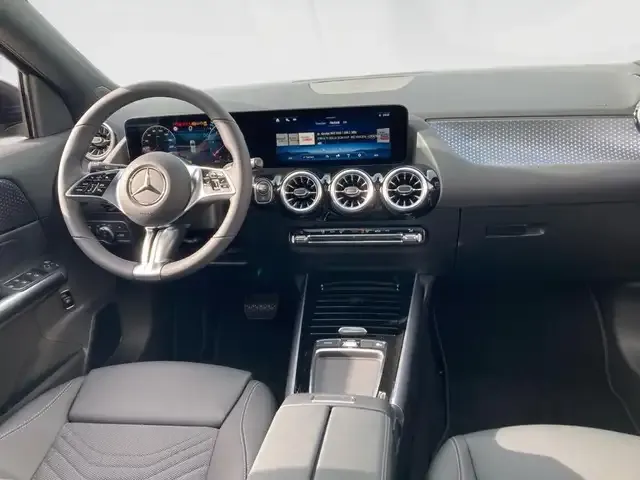 Mercedes-Benz GLA 180