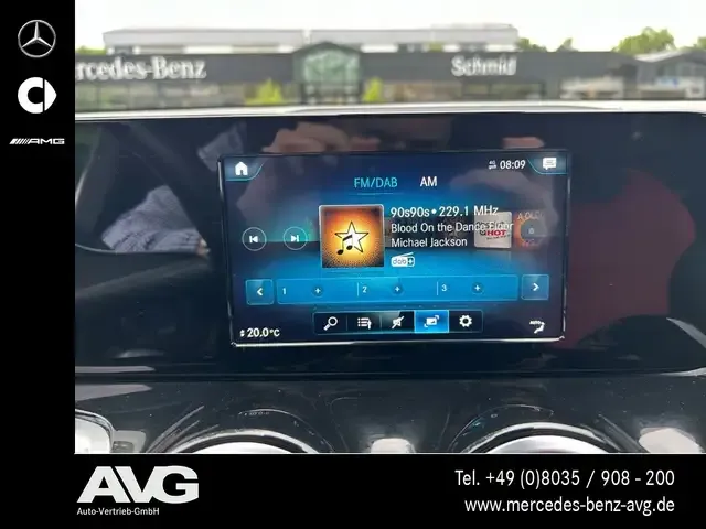 Mercedes-Benz GLB 200