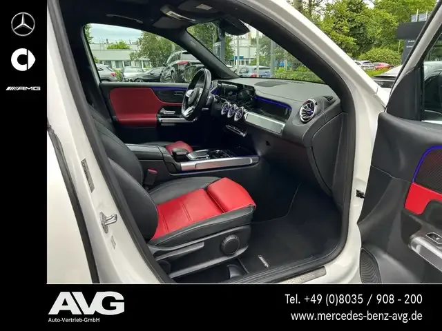 Mercedes-Benz GLB 200