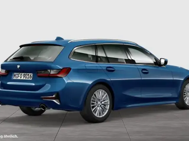 BMW 320