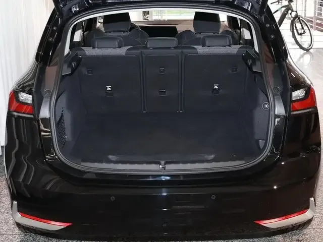 BMW 225
