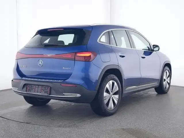 Mercedes-Benz EQA 300