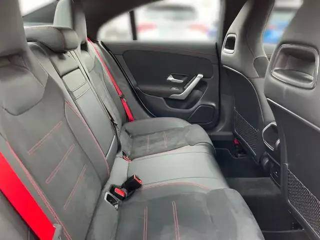 Mercedes-Benz CLA 35 AMG