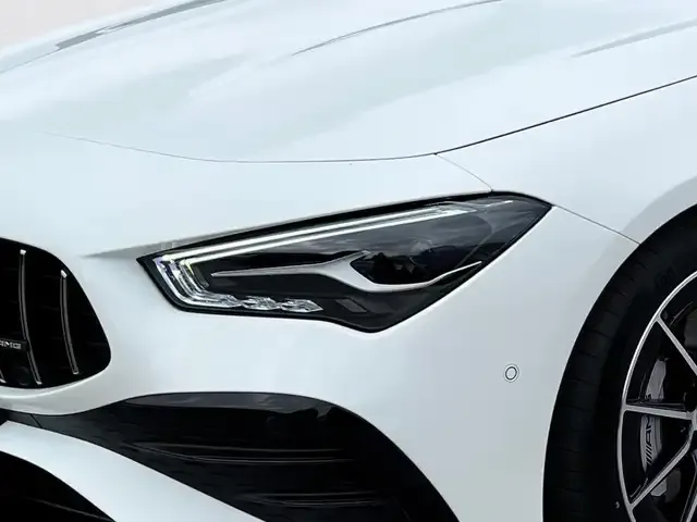 Mercedes-Benz CLA 35 AMG
