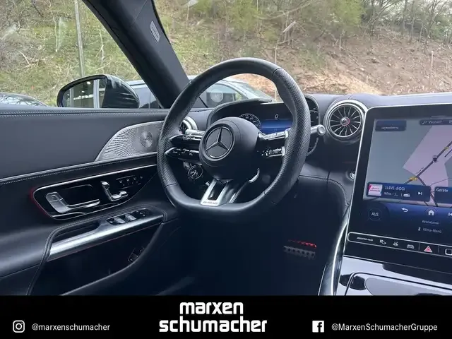 Mercedes-Benz SL 63 AMG
