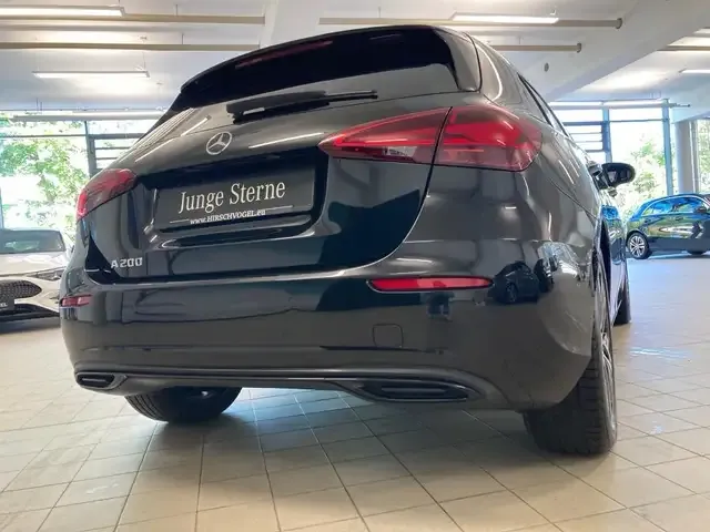 Mercedes-Benz A 200