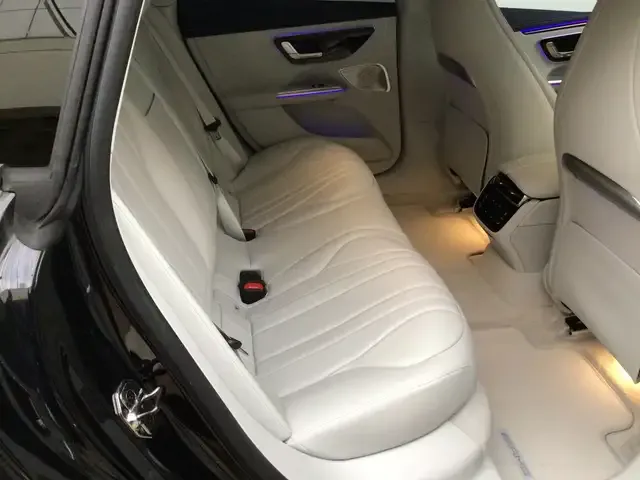 Mercedes-Benz EQE 350