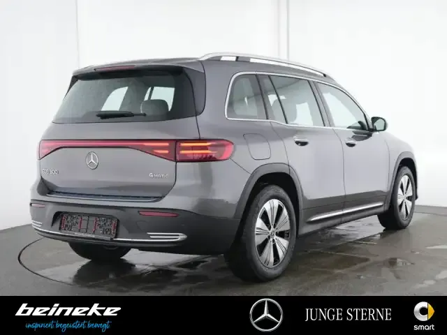 Mercedes-Benz EQB 300