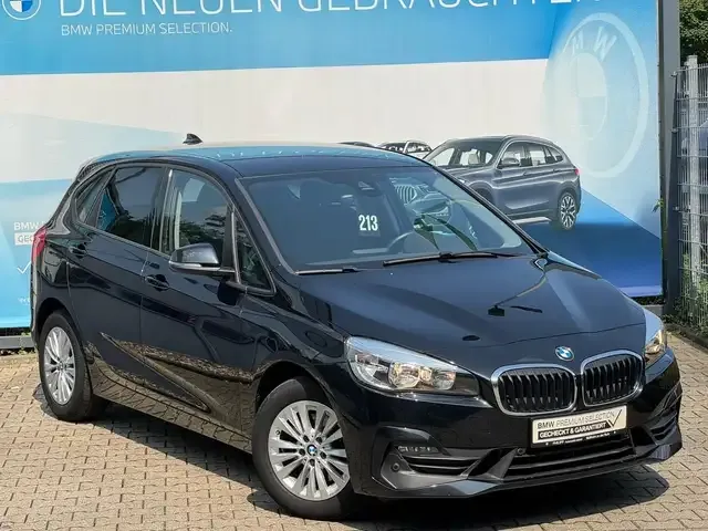 BMW 218