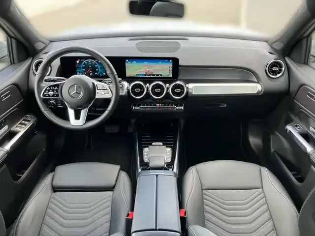 Mercedes-Benz GLB 250