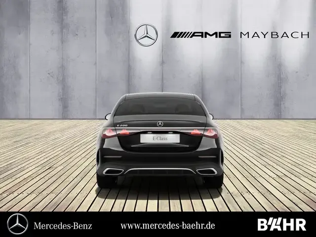 Mercedes-Benz E 200