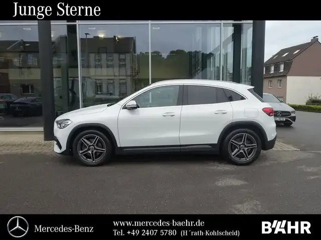 Mercedes-Benz GLA 250