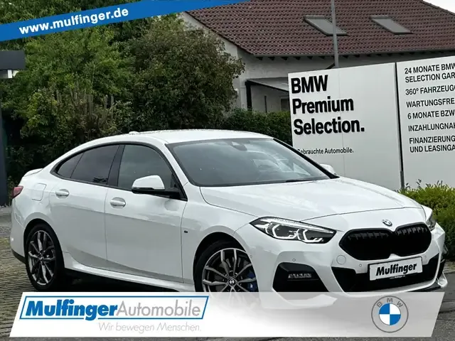 BMW 218