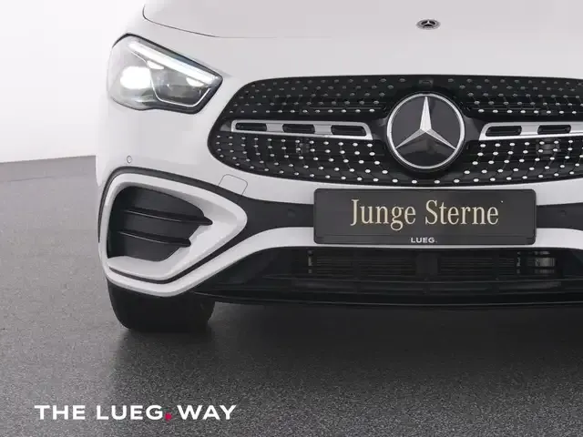 Mercedes-Benz GLA 180