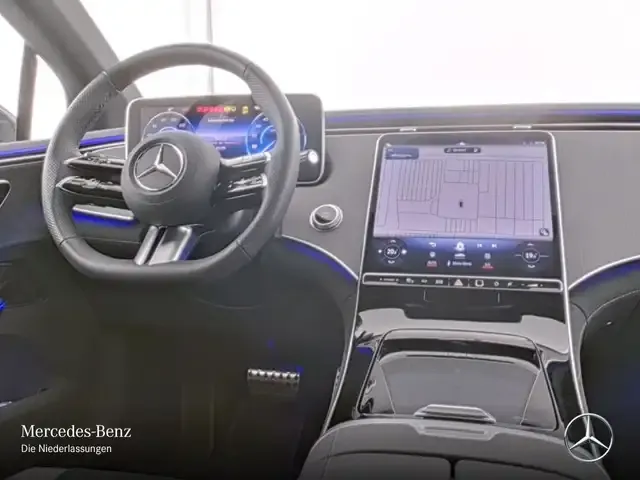 Mercedes-Benz EQE 300