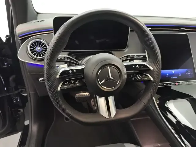 Mercedes-Benz EQE 300