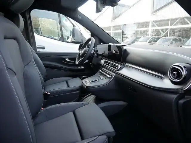 Mercedes-Benz V 250