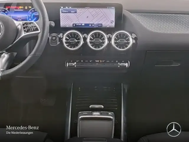 Mercedes-Benz EQA 350